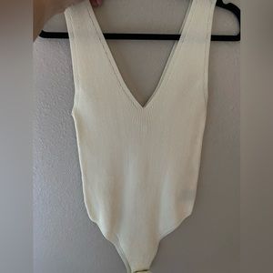 Ribbed V Neck Sleeveless Bodysuit